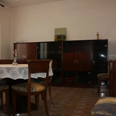 Apartment 2978b *