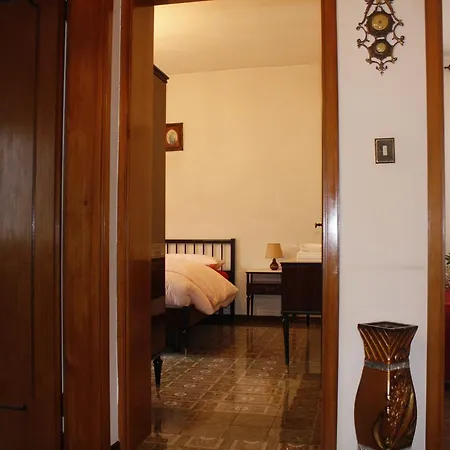 2978b Apartment