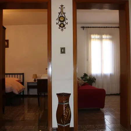 Apartment 2978b