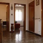 2978b * Venecia